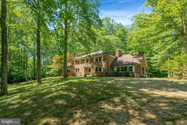 7807 Willowbrook Road FAIRFAX STATION, VA House Active - Photo 1 of 66. Opens carousel modal