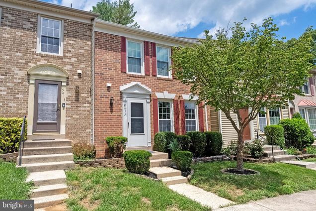5415 New London Park Drive FAIRFAX, VA Townhouse Active - Photo 1 of 38. Opens carousel modal
