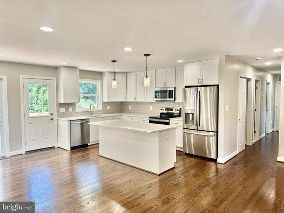 7504 Davian Drive