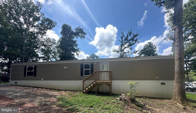 61 Shady Grove Circle RUCKERSVILLE, VA House Active - Photo 1 of 16. Opens carousel modal