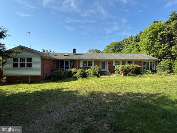 147 North Side Park LOUISA, VA House Sold - Photo 1 of 19. Opens carousel modal