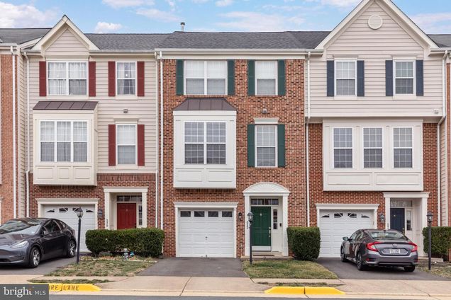 522 Legrace Terrace NE LEESBURG, VA Townhouse Sold - Photo 1 of 35. Opens carousel modal