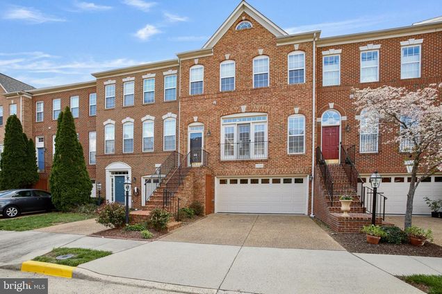 21893 Hawksbury Terrace BROADLANDS, VA Townhouse Sold - Photo 1 of 32. Opens carousel modal