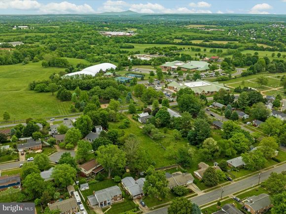 405 Old Waterford Road NW LEESBURG, VA Plot of land Active - Photo 1 of 14. Opens carousel modal