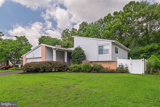 137 S Fox Road