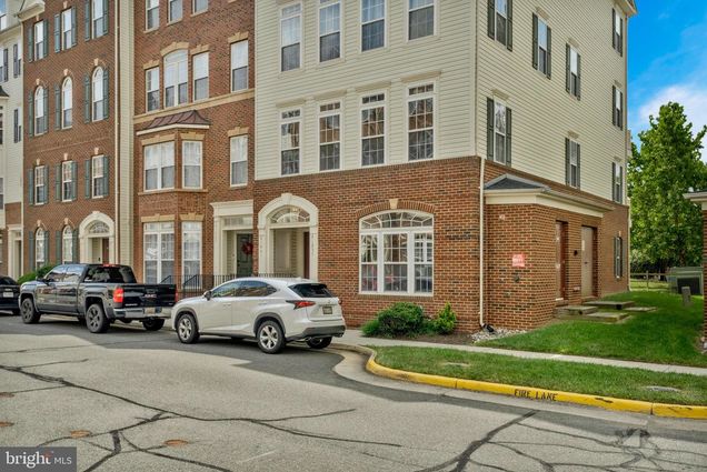 41859 Inspiration Terrace ALDIE, VA Townhouse Active - Photo 1 of 24. Opens carousel modal