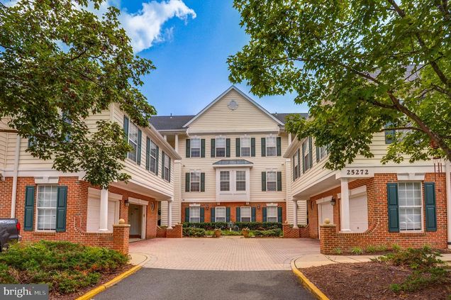 Lakeside At South Riding - 25272 Riffleford Square Unit 303 CHANTILLY, VA Apartment Active - Photo 1 of 28. Opens carousel modal