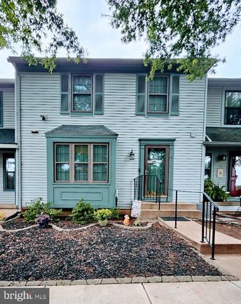 18 Hopton Court STERLING, VA Townhouse Active - Photo 1 of 36. Opens carousel modal