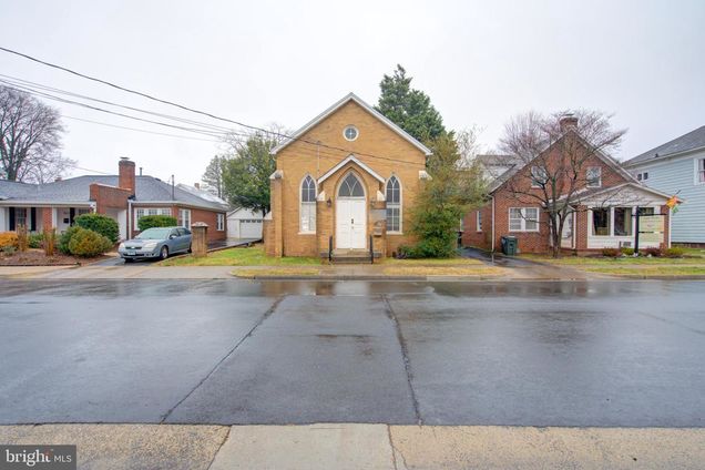 9319 West Street MANASSAS, VA House Sold - Photo 1 of 14. Opens carousel modal