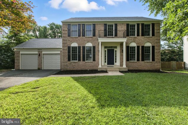 8645 Beck Lane MANASSAS, VA House Active - Photo 1 of 60. Opens carousel modal