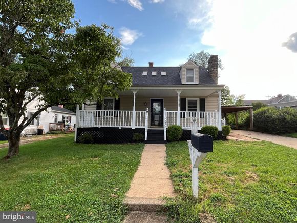 220 S Blue Ridge Drive