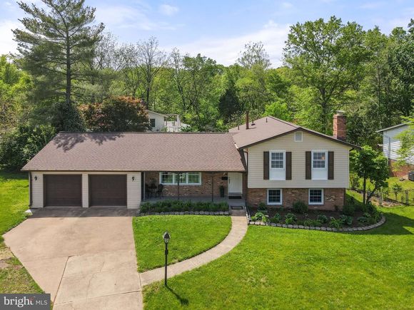 7518 Roxbury Avenue MANASSAS, VA House Sold - Photo 1 of 28. Opens carousel modal