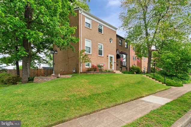 7610 Bland Drive MANASSAS, VA Townhouse Sold - Photo 1 of 43. Opens carousel modal