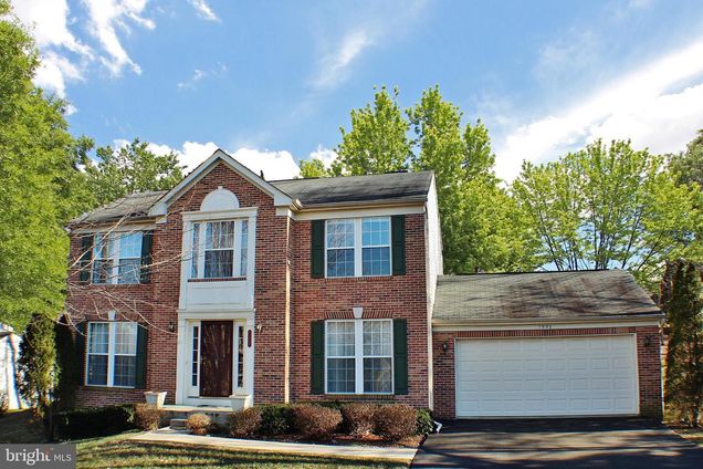 1557 Teal Way WOODBRIDGE, VA House Active - Photo 1 of 29. Opens carousel modal