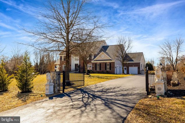 3050 Camptown Court HAYMARKET, VA House Active - Photo 1 of 127. Opens carousel modal