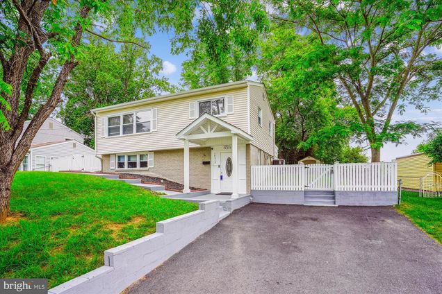 14313 Randall Drive WOODBRIDGE, VA House Sold - Photo 1 of 37. Opens carousel modal