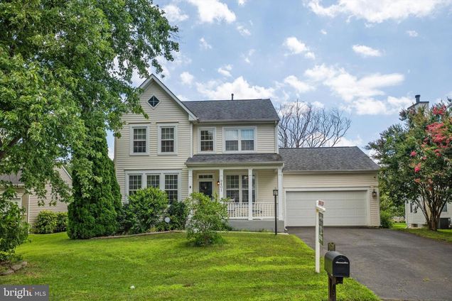 9401 Hersch Farm Lane MANASSAS, VA House Active - Photo 1 of 42. Opens carousel modal