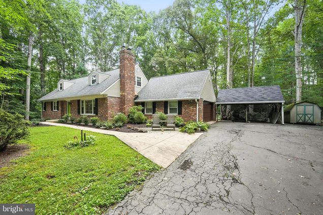 13375 Marie Drive MANASSAS, VA House Active - Photo 1 of 65. Opens carousel modal