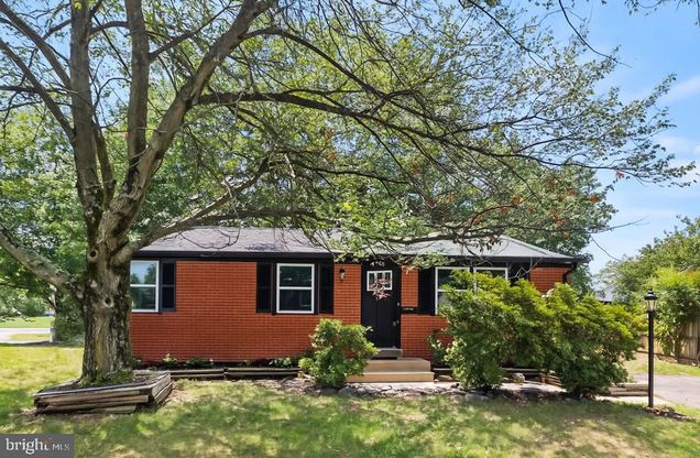 4401 Hamilton Drive