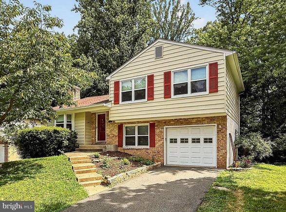 2942 Fox Tail Court WOODBRIDGE, VA House Active - Photo 1 of 50. Opens carousel modal