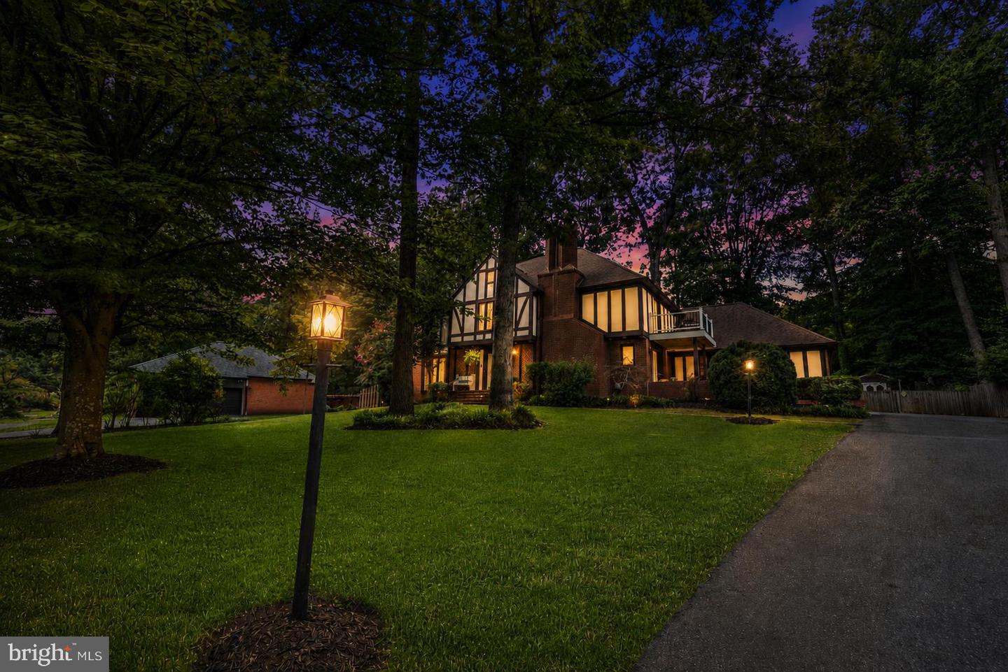 Triangular Drop Ceiling 18604 Cabin Rd, Triangle, VA 22172 | MLS# VAPW2128600