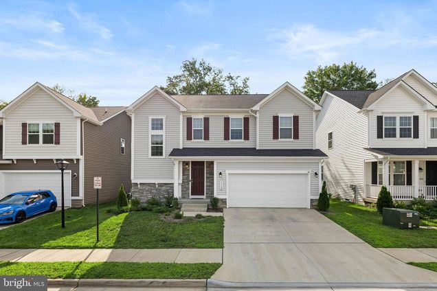 11520 Bluestem Way FREDERICKSBURG, VA House Active - Photo 1 of 47. Opens carousel modal