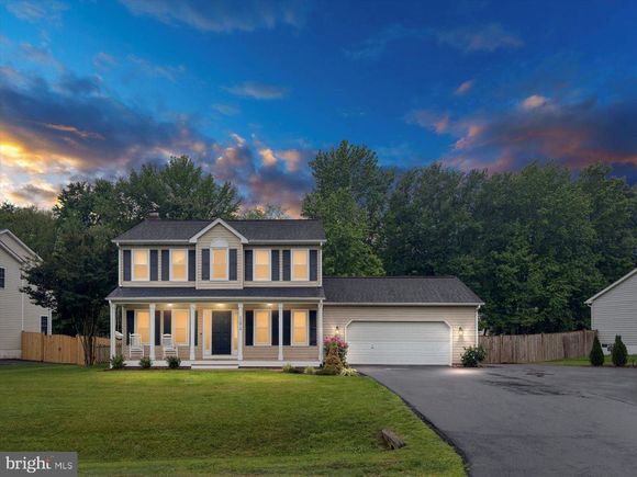 11814 Arbor Glen Drive FREDERICKSBURG, VA House Active - Photo 1 of 38. Opens carousel modal