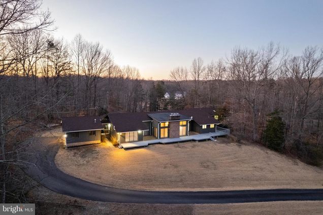 20 Cessna Lane