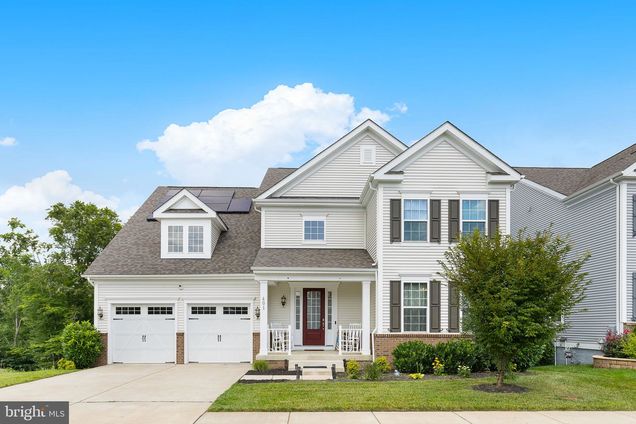 401 Daylily Lane STAFFORD, VA House Active - Photo 1 of 50. Opens carousel modal