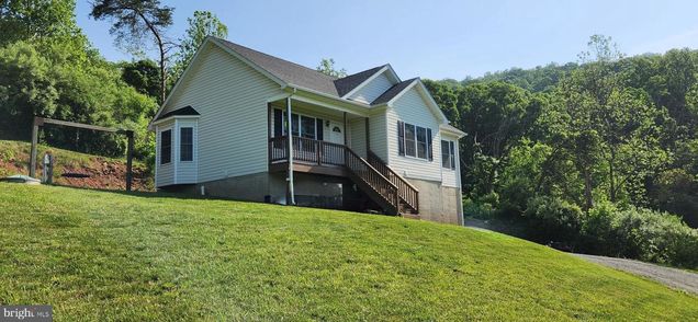 143 Golden Russet Drive LINDEN, VA House Sold - Photo 1 of 41. Opens carousel modal