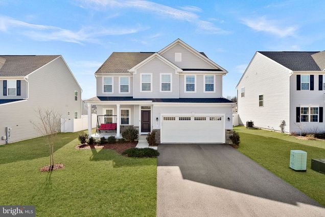 221 Pullman Way MARTINSBURG, WV House Active - Photo 1 of 36. Opens carousel modal
