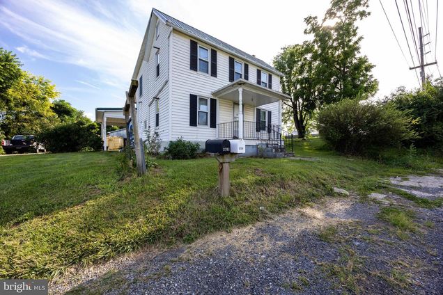 3724 Hammonds Mill Road HEDGESVILLE, WV House Active - Photo 1 of 30. Opens carousel modal