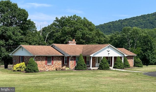 860 Geat Oak Valley Road