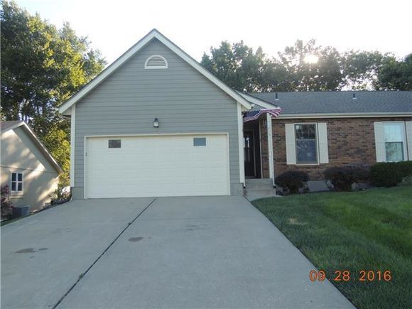 213 SE Ridgeview Drive Lee's Summit, MO Multifamily Sold - Photo 1 of 25. Opens carousel modal