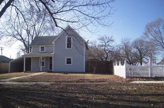 806 N Locust Street