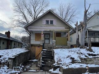 2320 Van Brunt Boulevard