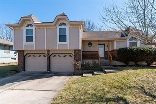 1635 SE Boone Trail