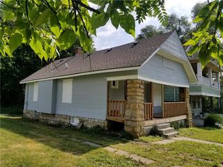 2404 E 35th Street