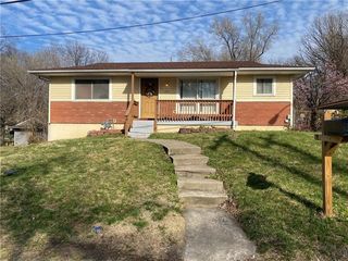 3211 N 38th Street