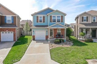 1033 SW Arborway Circle
