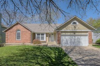 1009 NW Heatherwood Drive