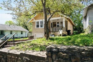 2446 Denver Avenue