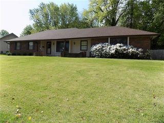 6900 Lakeshore Drive