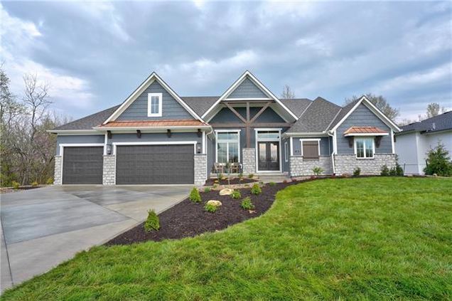 14 Buffalo Ridge Drive Lake Winnebago, MO House Sold - Photo 1 of 69. Opens carousel modal
