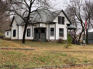 105 E 10th Street
