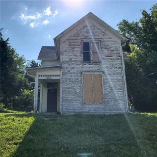 401 S 6th Street