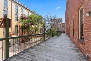 510 Delaware Street Unit 401