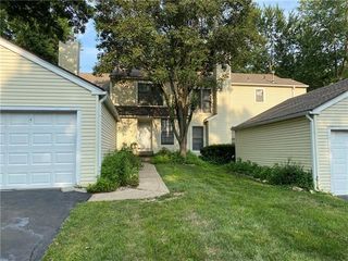 8285 Barrybrooke Drive