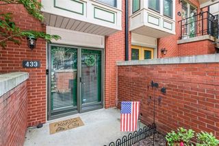 433 W 10th Street