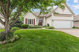 302 Wind Side Street